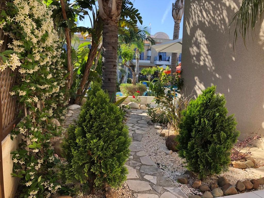Town House, Ilios Ii, Kato Paphos Vila Exterior foto